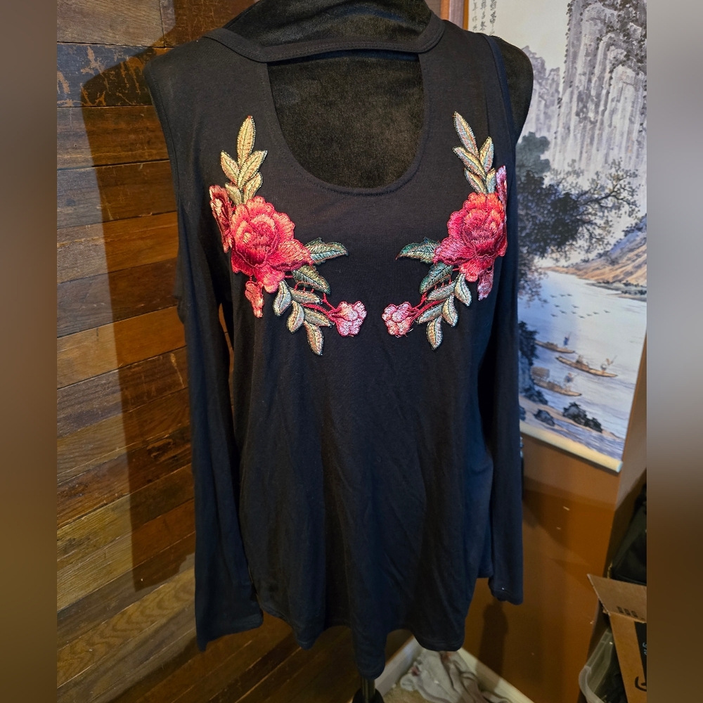 NWT Hippie Chic S Black Long Sleeve Cold Shoulder Top w/ Pink Embroidered Roses